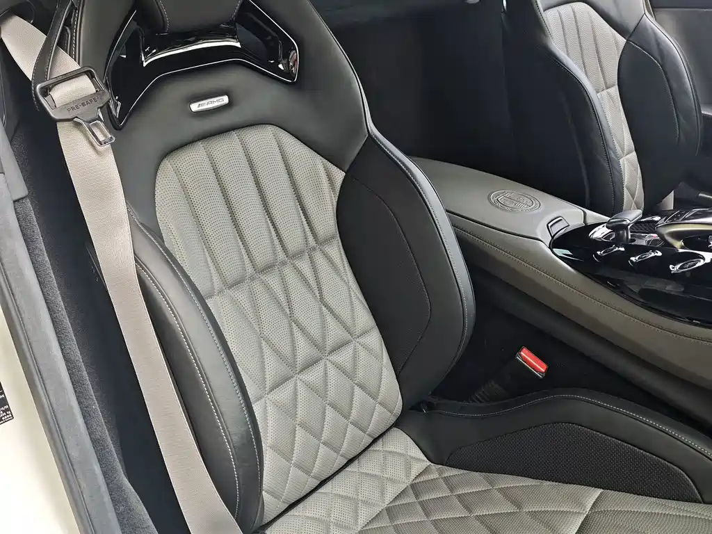 Mercedes-Benz AMG GT — миниатюра 11