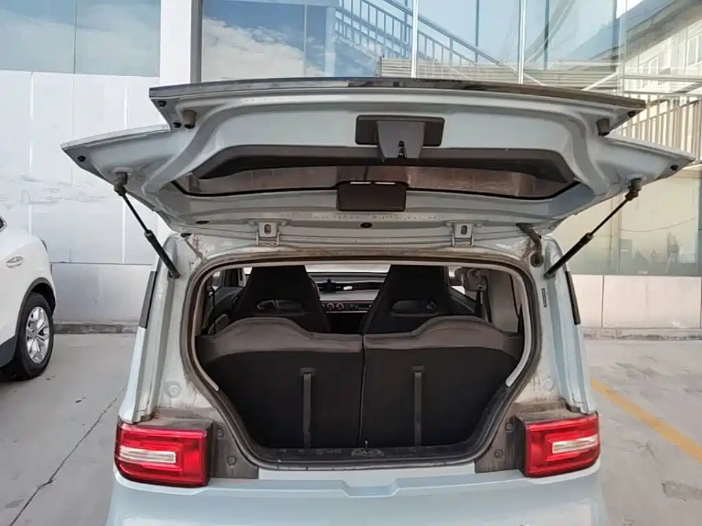 Wuling MINIEV — миниатюра 19