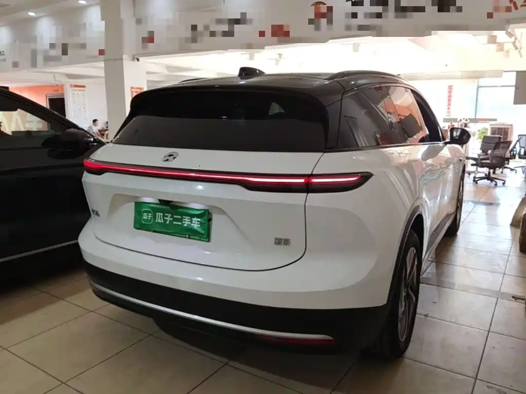 NIO ES6 — миниатюра 7