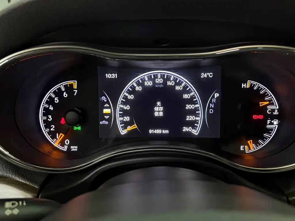 Jeep Grand Cherokee (Import) — миниатюра 7
