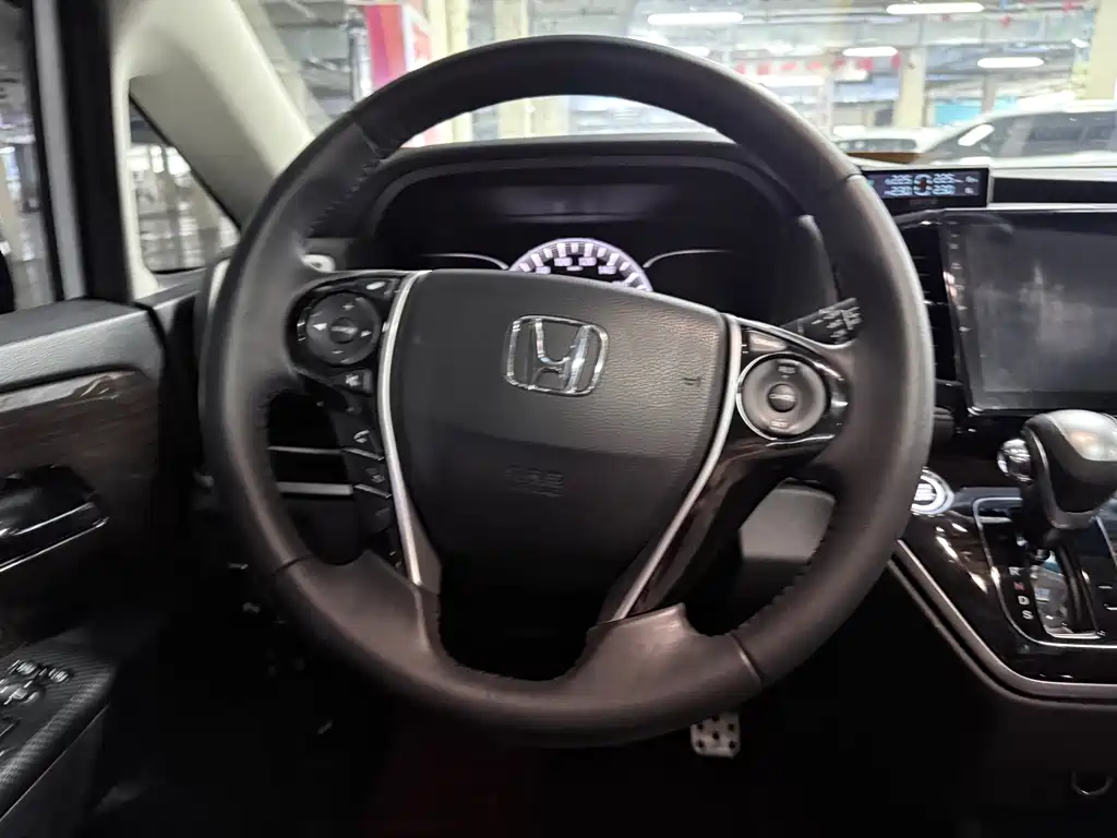 Honda Odyssey — миниатюра 13