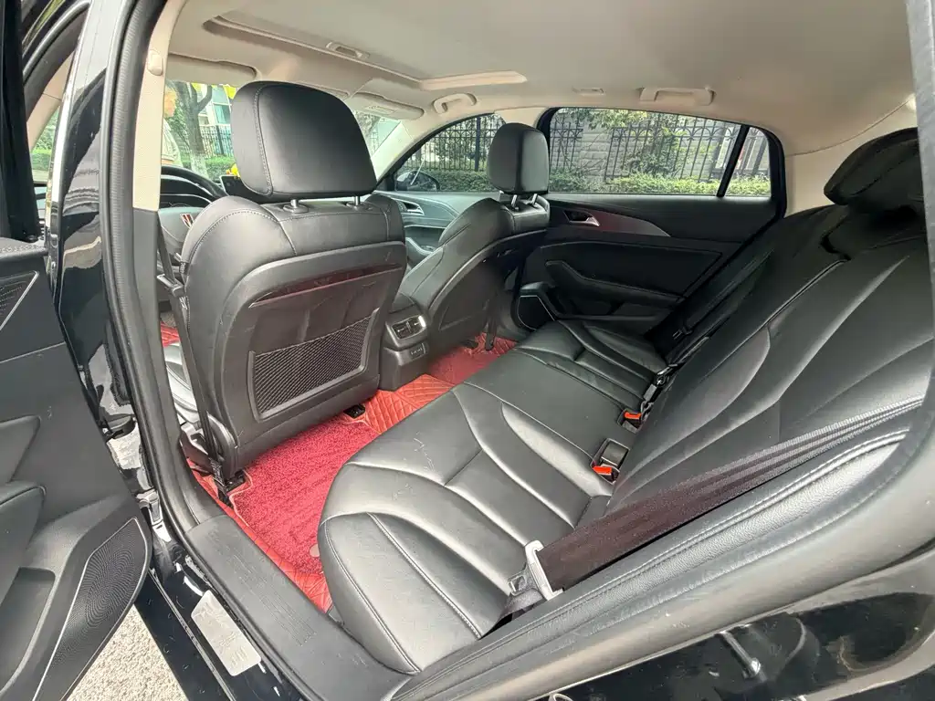 Hongqi Hongqi H5 — миниатюра 7