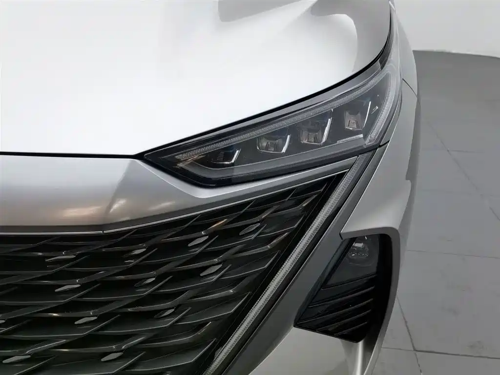 Roewe RX9 2023 2.0T