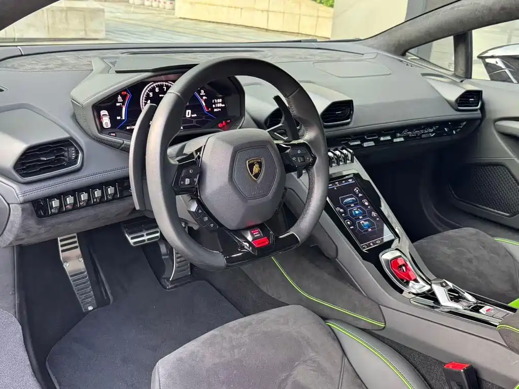Lamborghini Huracán — миниатюра 3