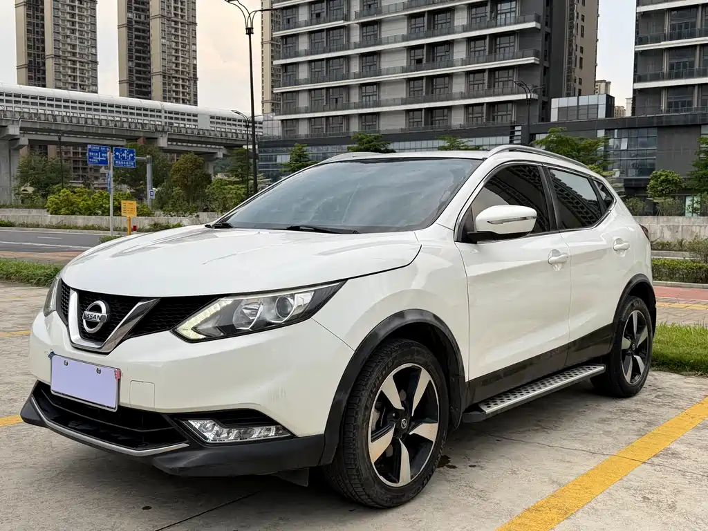 Nissan Qashqai 2017 2.0L CVT Smart Edition China V