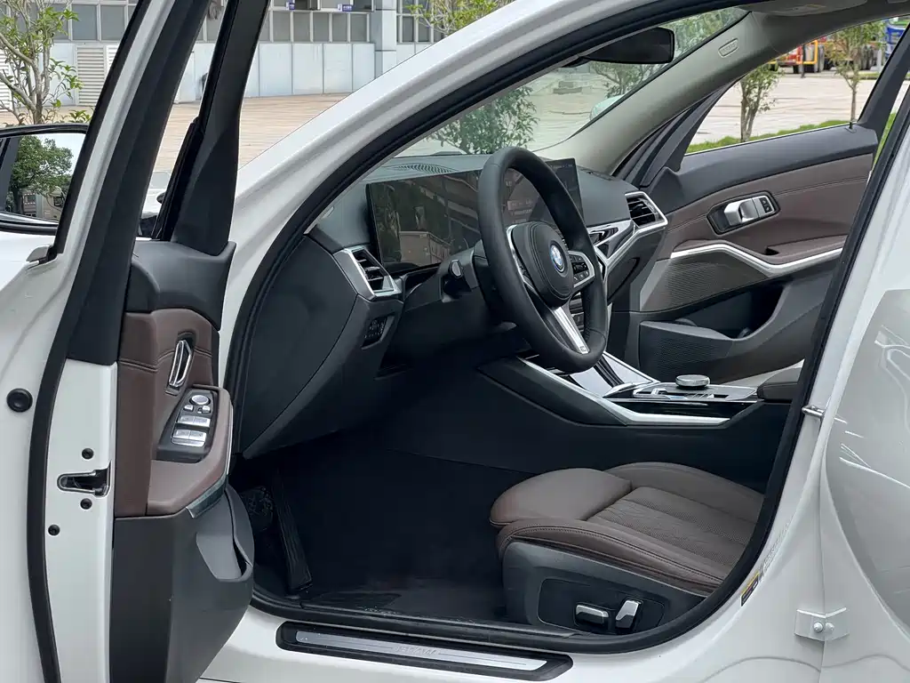 BMW i3 — миниатюра 6