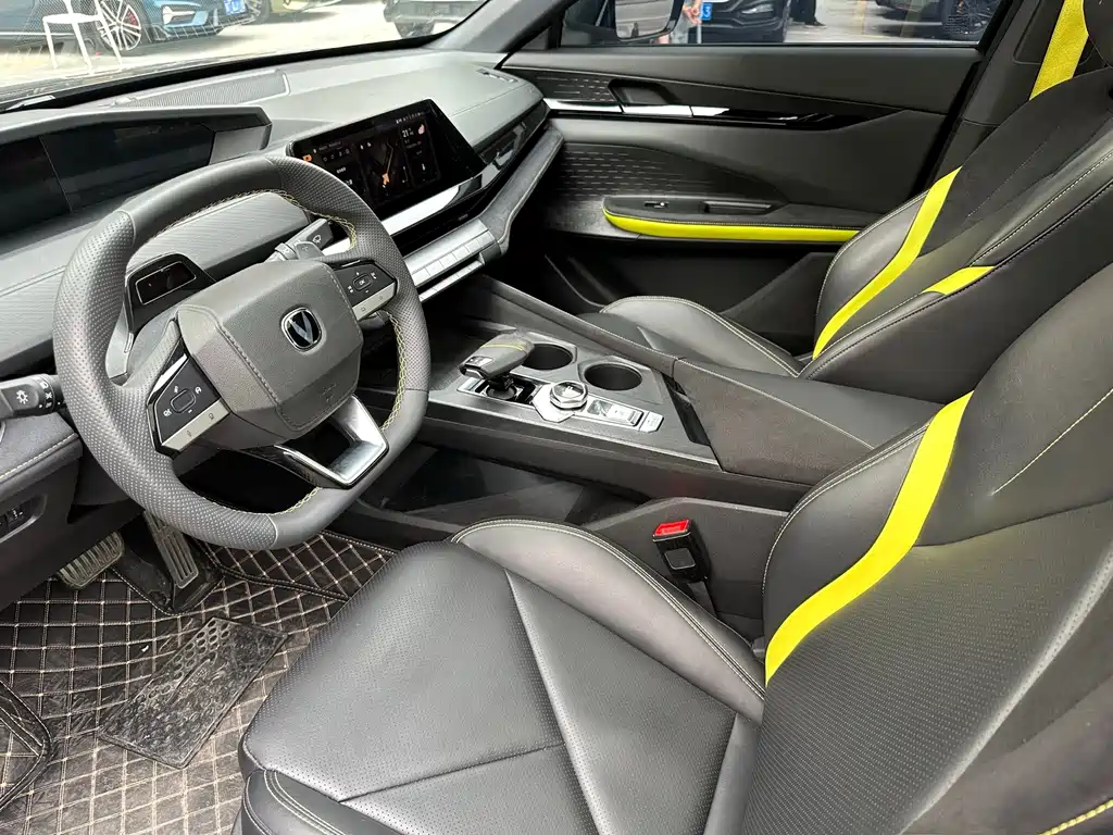 Changan UNI-V — миниатюра 5