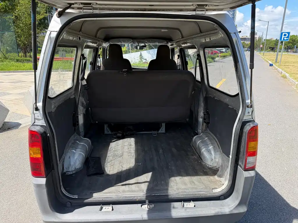 Wuling Zhiguang — миниатюра 8
