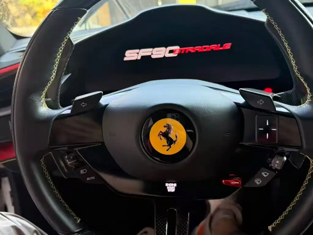 Ferrari SF90 — миниатюра 9