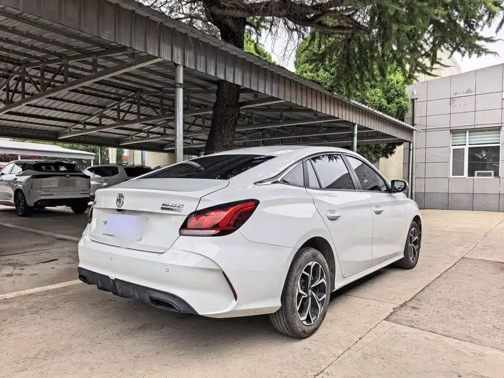 MG 5 2023 180DVVT MT