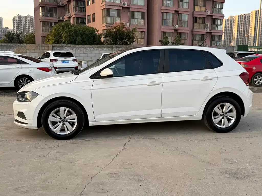 Volkswagen Polo — миниатюра 3