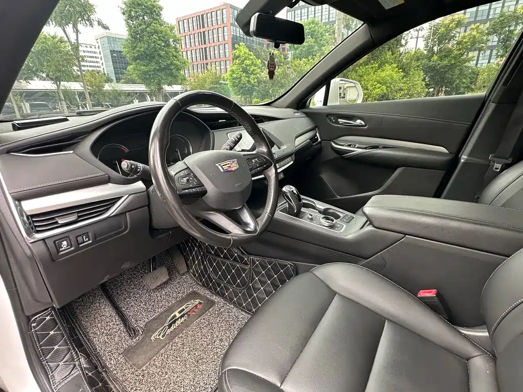 Cadillac XT4 — миниатюра 10