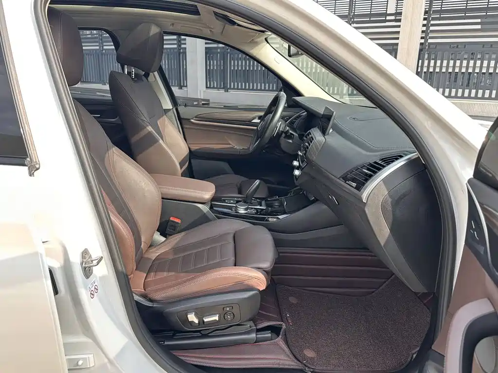 BMW X3 — миниатюра 25