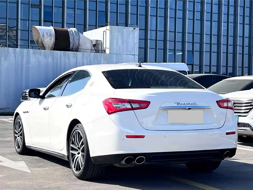 Maserati Ghibli — миниатюра 9