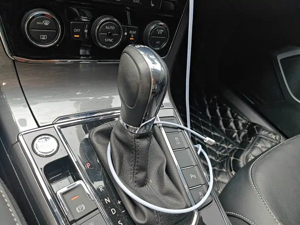 Volkswagen Passat — миниатюра 11