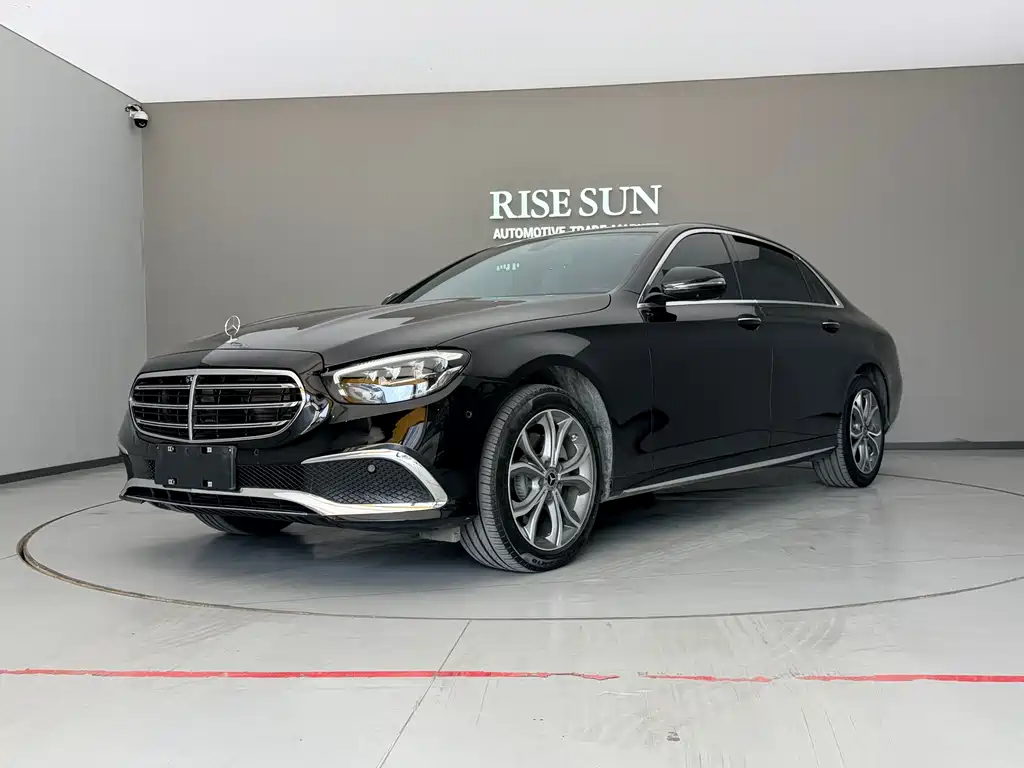 Mercedes-Benz E-Class 2023