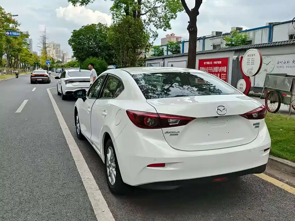 MAZDA 3 ANGKESAILA