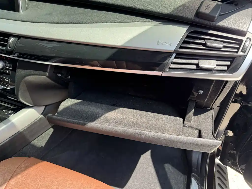BMW X5 (Import) — миниатюра 15