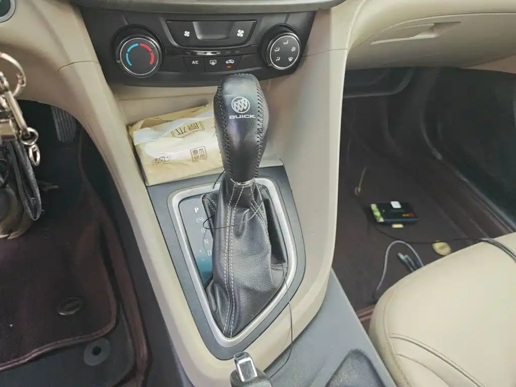 Buick Excelle — миниатюра 11