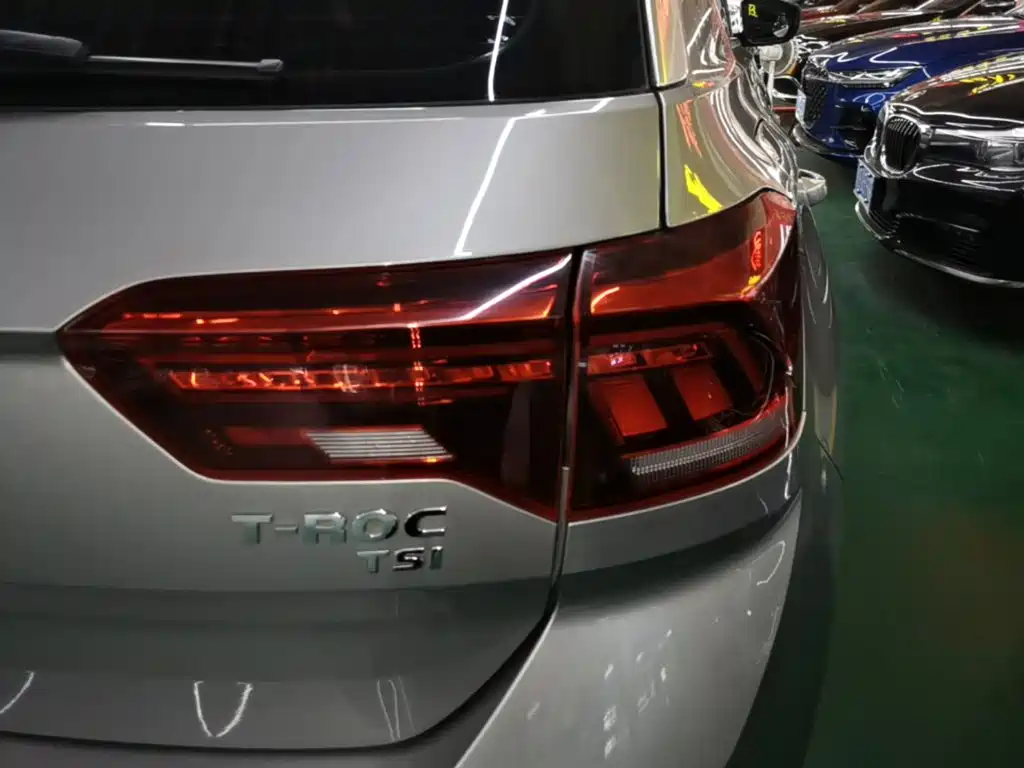 Volkswagen T-Roc — миниатюра 8