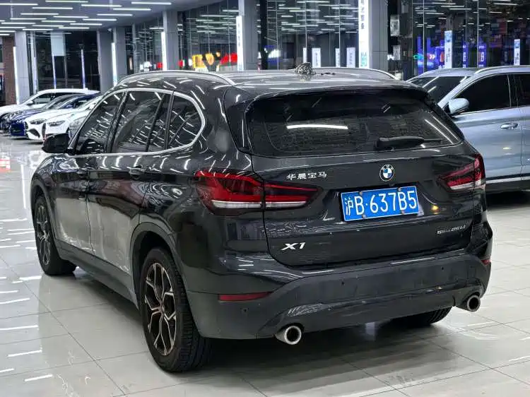 BMW X1 — миниатюра 6