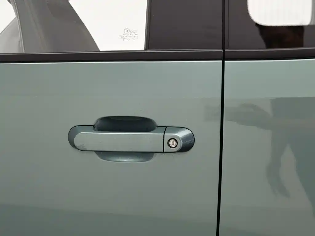 Wuling MINIEV — миниатюра 18