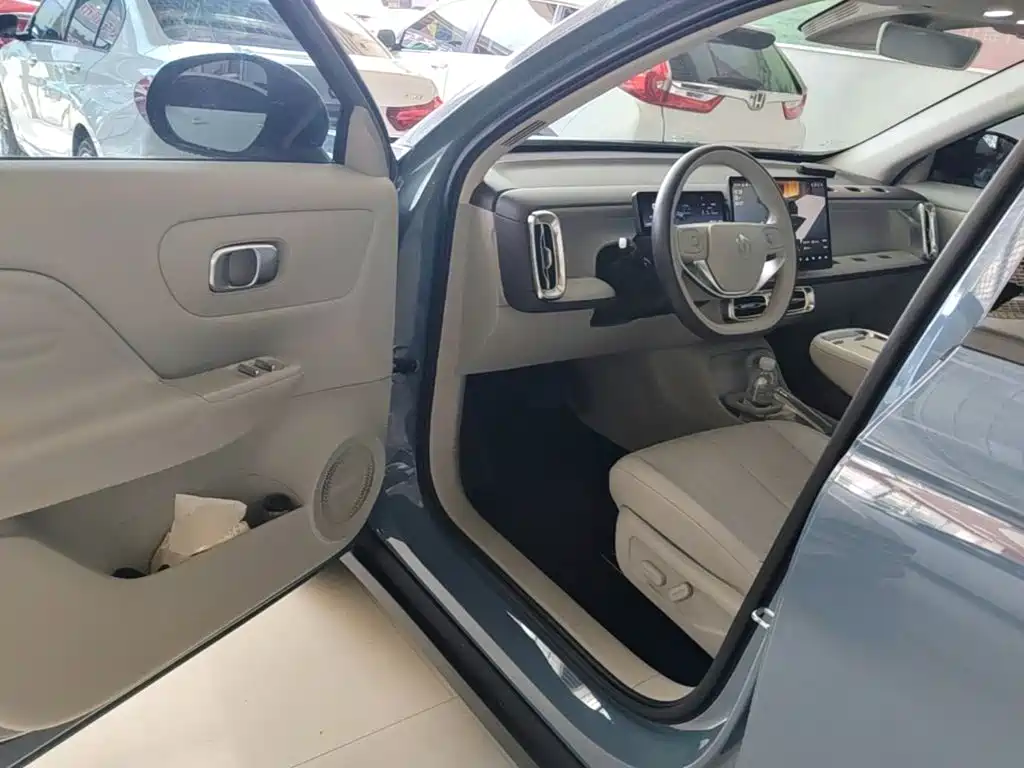 Leapmotor Leapmotor B10 — миниатюра 16