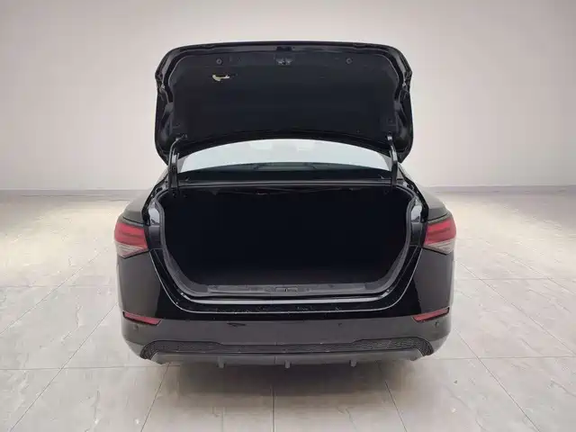 Nissan Sylphy — миниатюра 12
