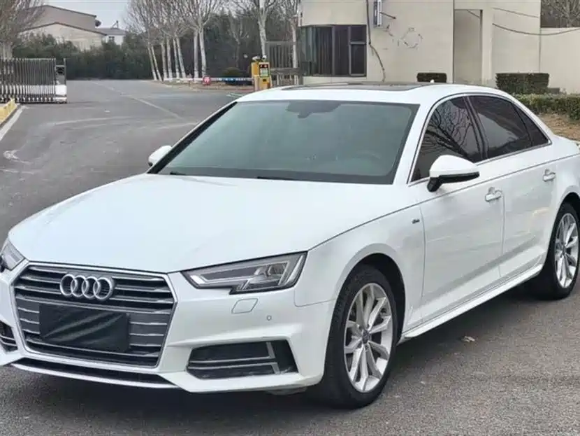 Audi A4L 2018
