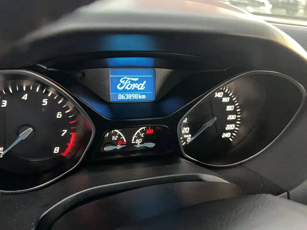 Ford Focus — миниатюра 12