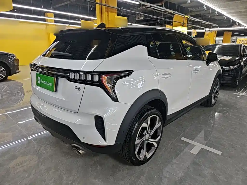 Lynk & Co 06 — миниатюра 7