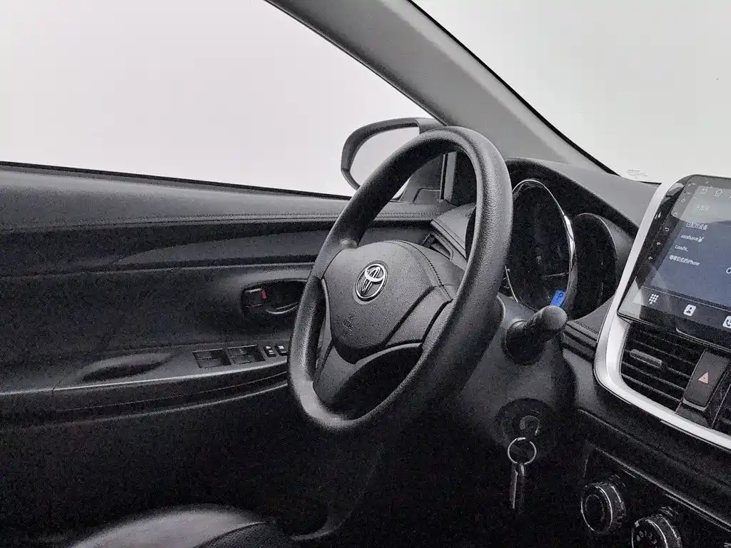 Toyota Vios FS — миниатюра 22