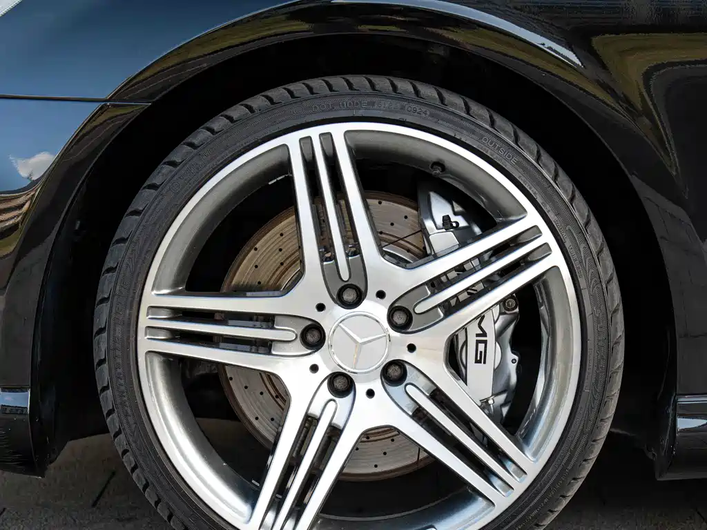 Mercedes-Benz CLS A MG 2008 AMG CLS 63