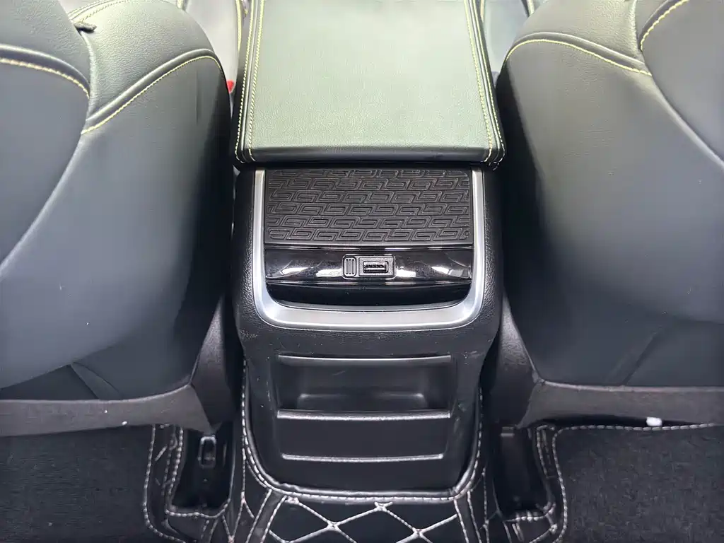Geely Binrui — миниатюра 19