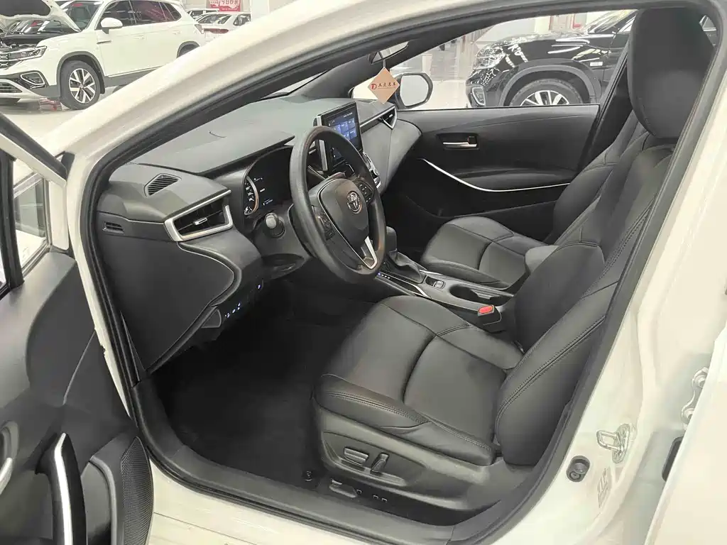 Toyota Corolla Levin 2022 1.8H E-CVT Luxury