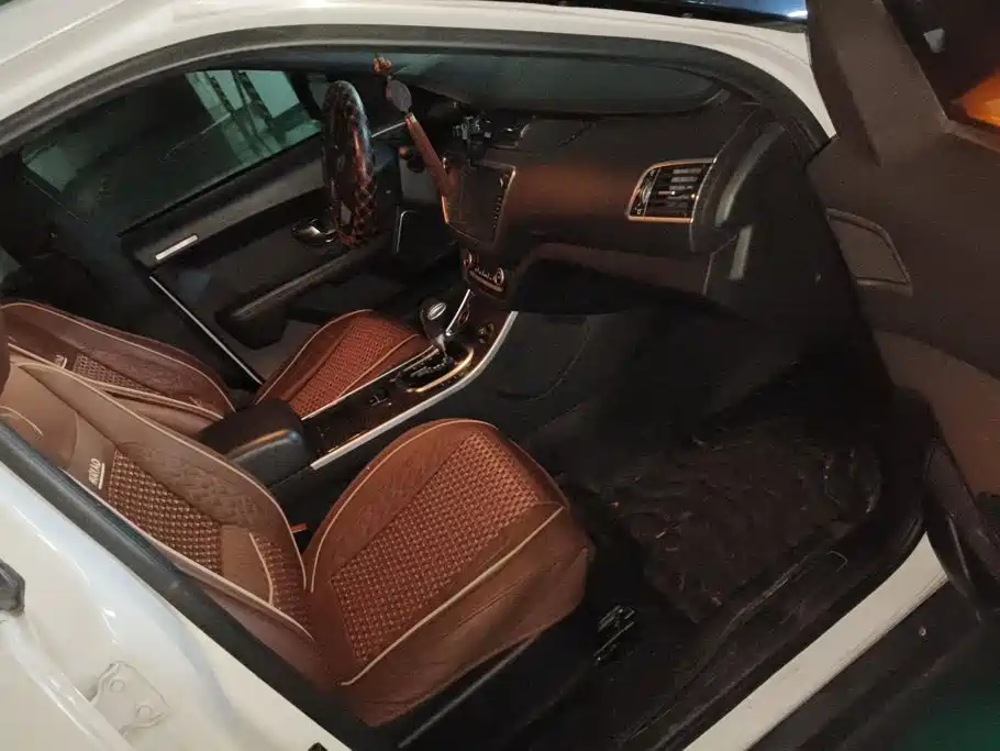 Landwind Landwind X7 — миниатюра 8