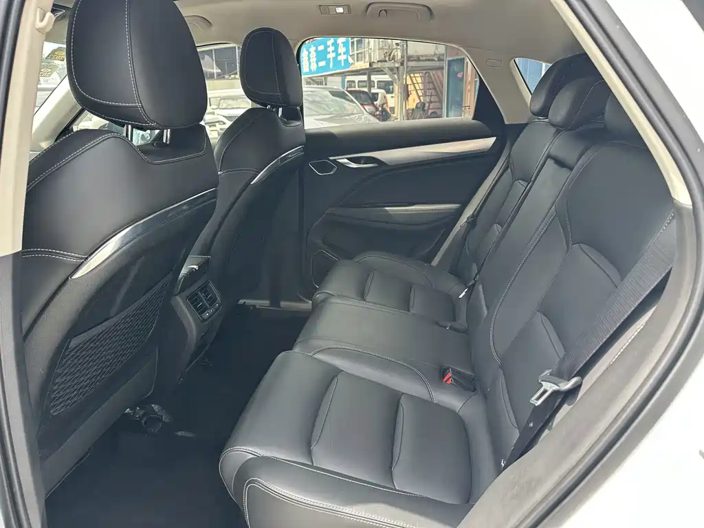 Geely Xingyue — миниатюра 11