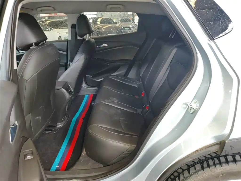 Chevrolet Menlo — миниатюра 17
