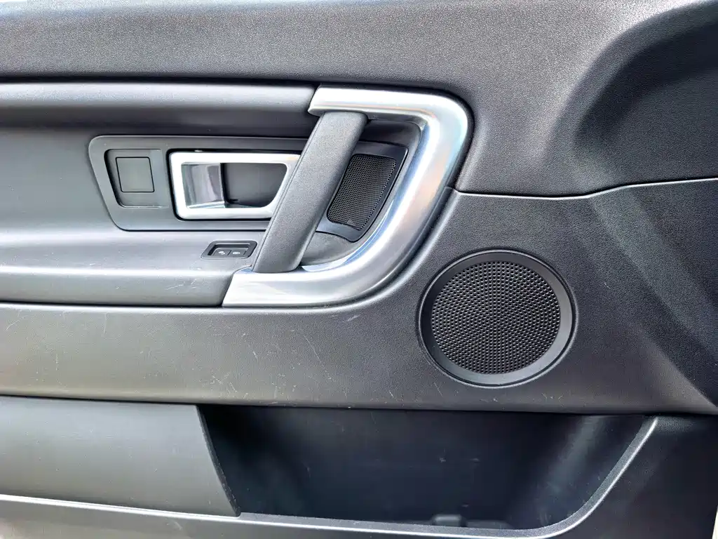 Land Rover Discovery Sport — миниатюра 12