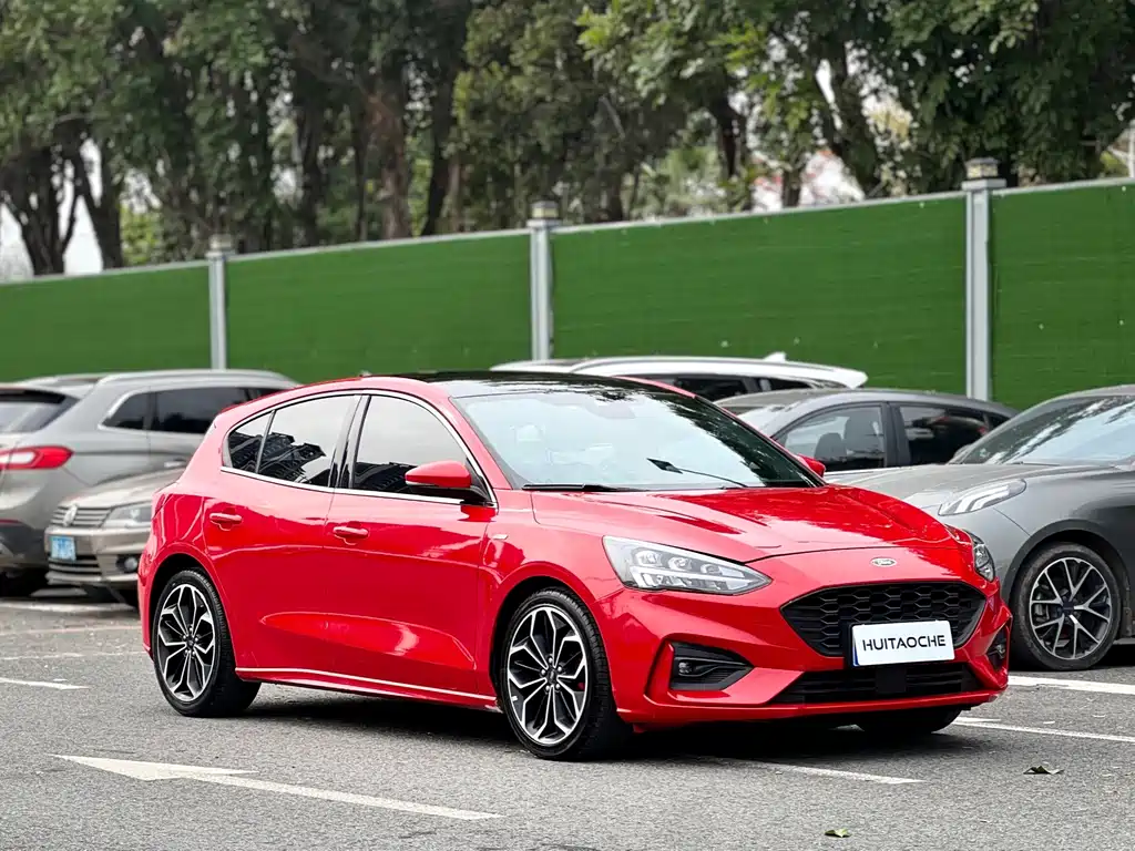 Ford Focus — миниатюра 3