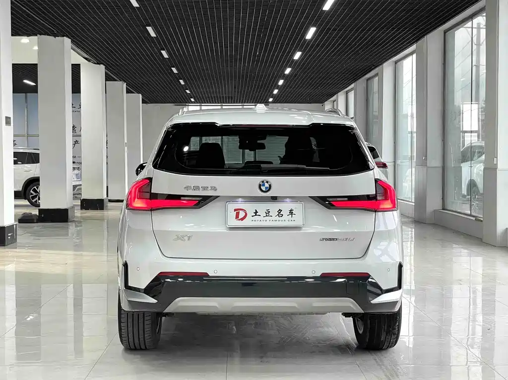 BMW X1 2023 sDrive20Li X