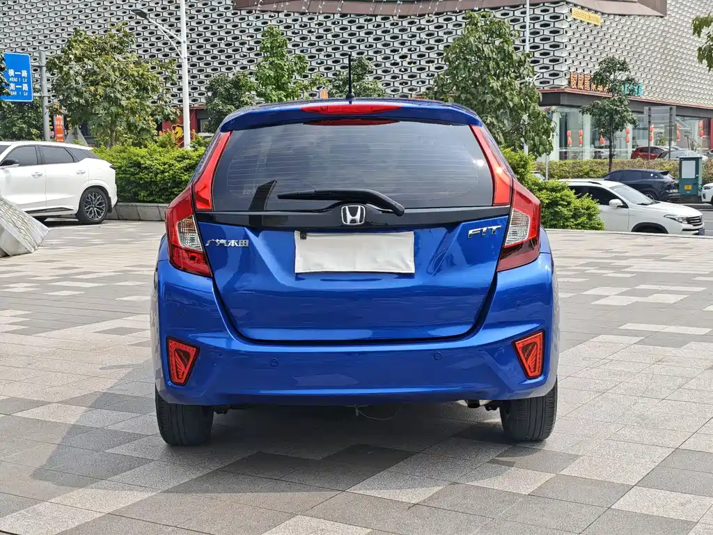 Honda Fit — миниатюра 3