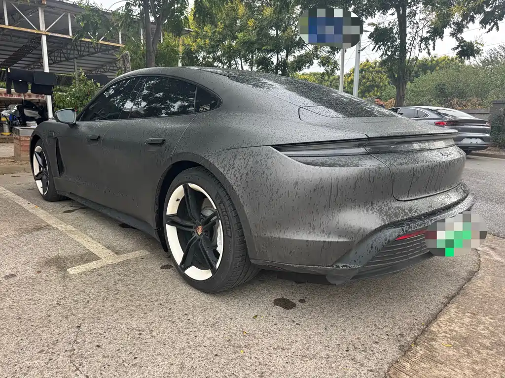 Porsche Taycan — миниатюра 16