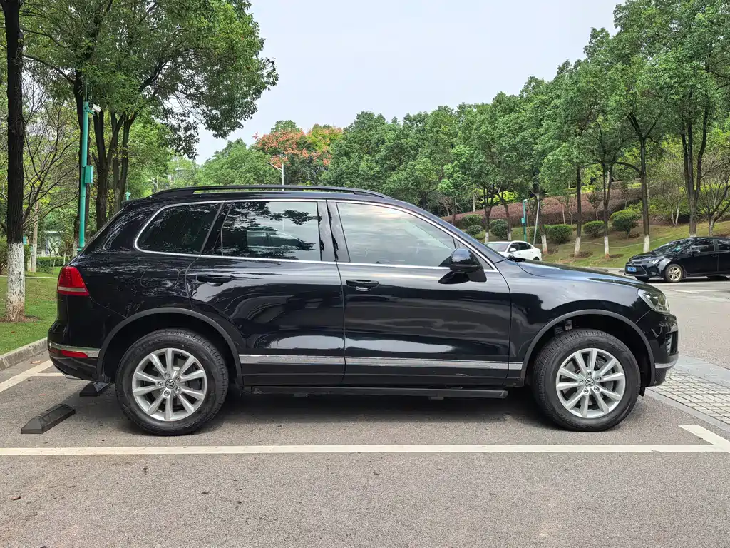 Volkswagen Touareg — миниатюра 4