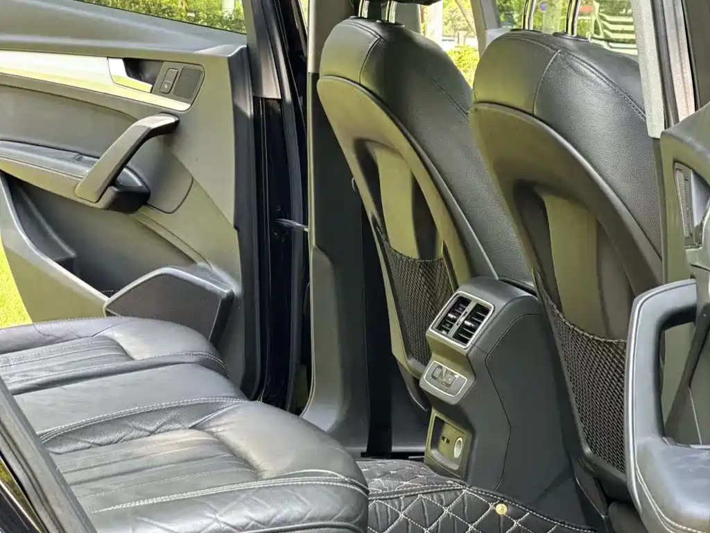Audi Q5L — миниатюра 8