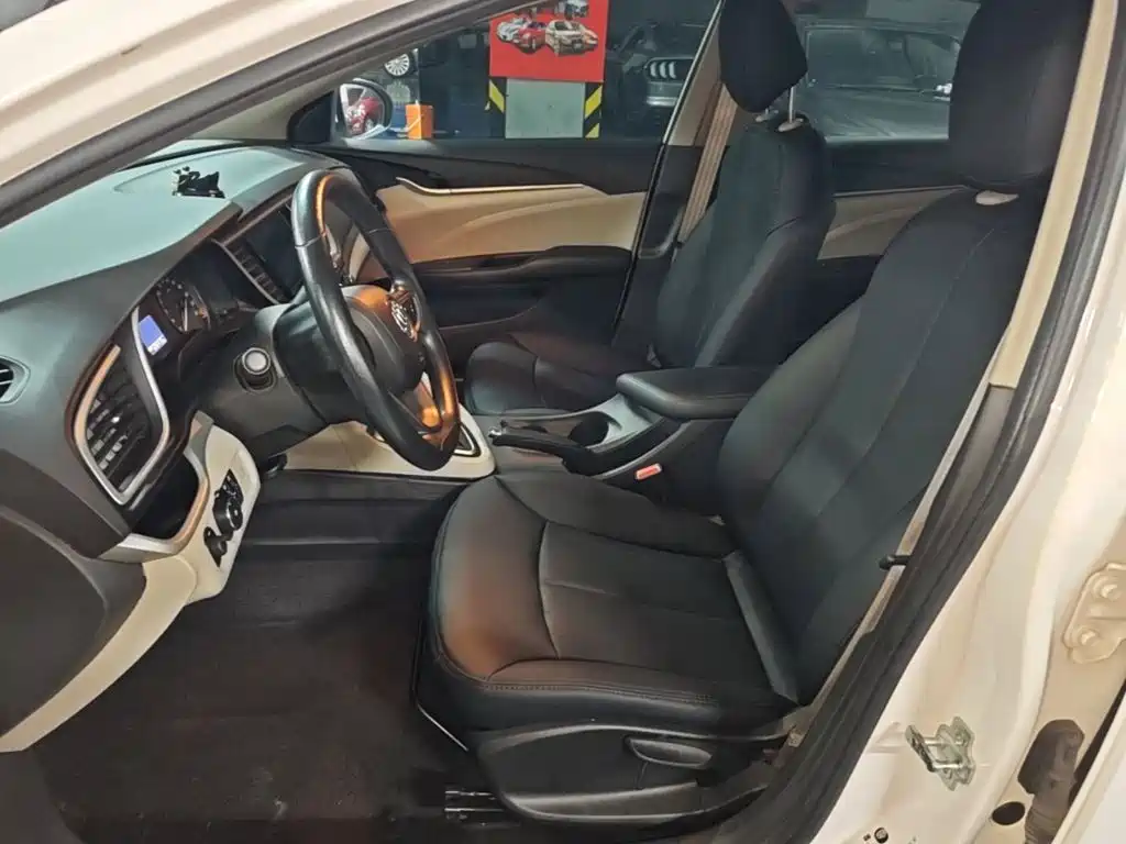 Buick Excelle — миниатюра 15