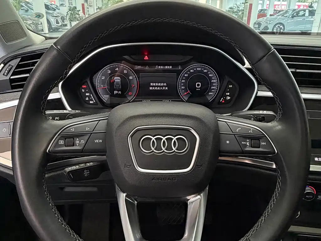 Audi Q3 — миниатюра 15