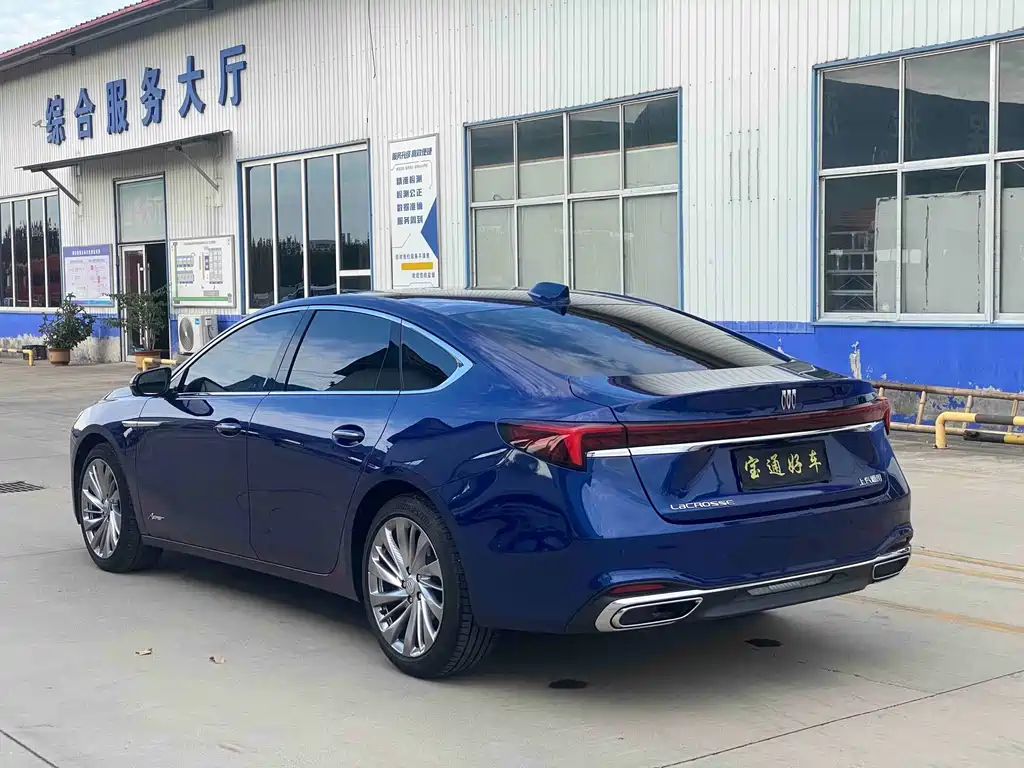 Buick LaCrosse — миниатюра 8