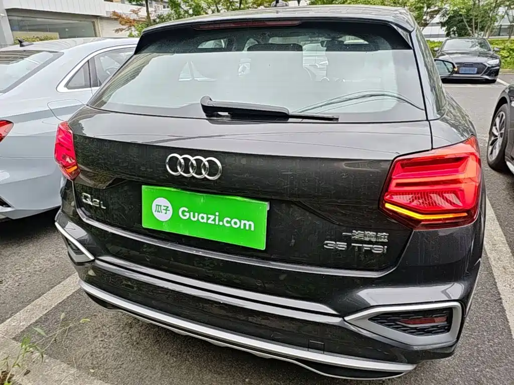 Audi Q2L 2024 35TFSI Fashion
