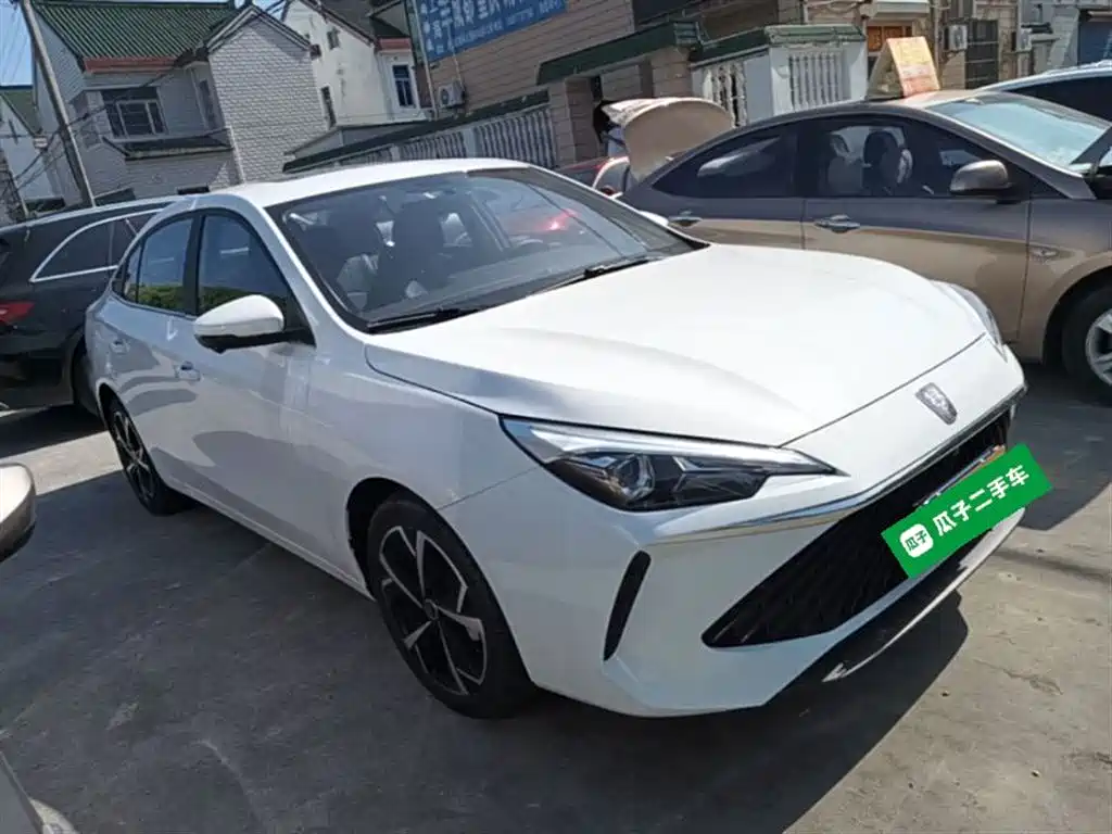 Roewe i5 2023 1.5L CVT